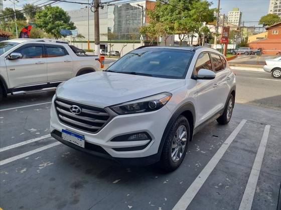 HYUNDAI TUCSON 1.6 16V T-GDI GASOLINA GLS ECOSHIFT HYUNDAI TUCSON 1.6 16V T-GDI GASOLINA GLS ECOSHIFT